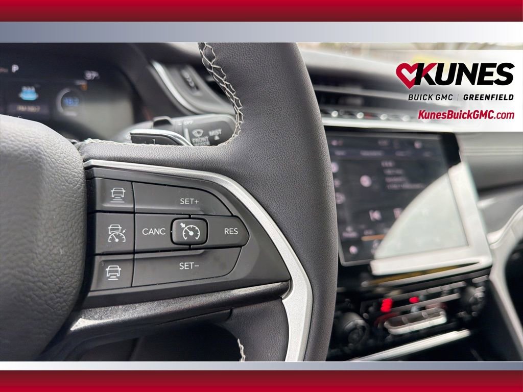 Used 2023 Jeep Grand Cherokee L Laredo image 23