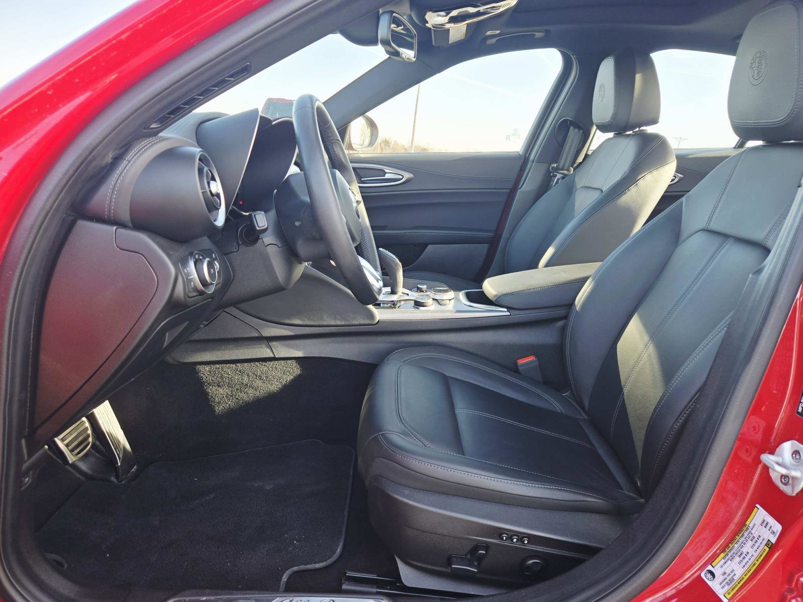 Used 2024 Alfa Romeo Giulia Ti image 13