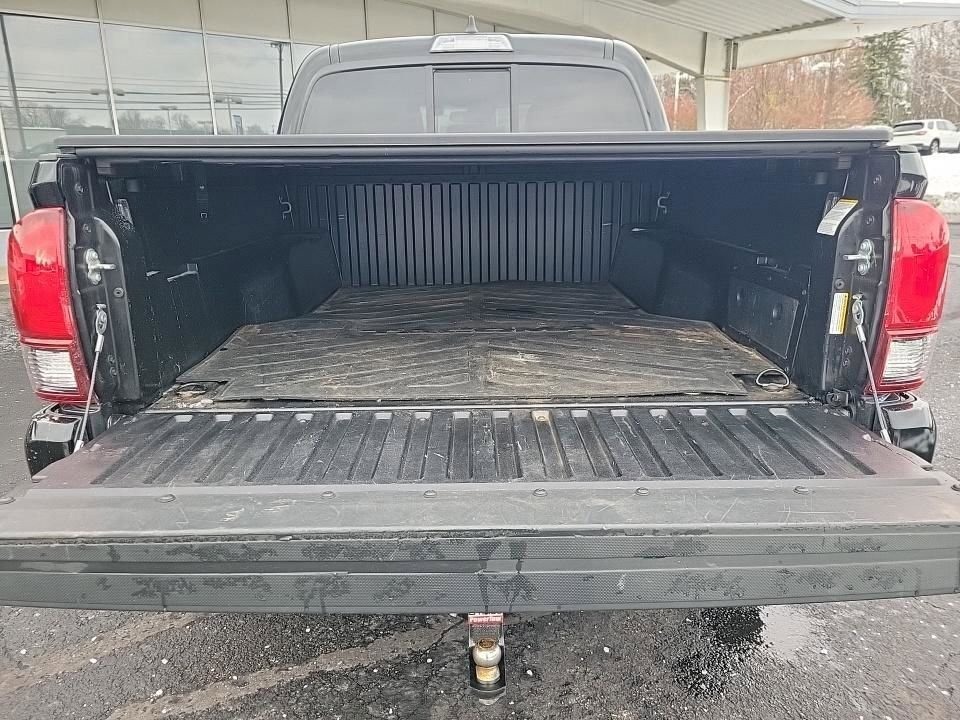 Used 2023 Toyota Tacoma SR image 9