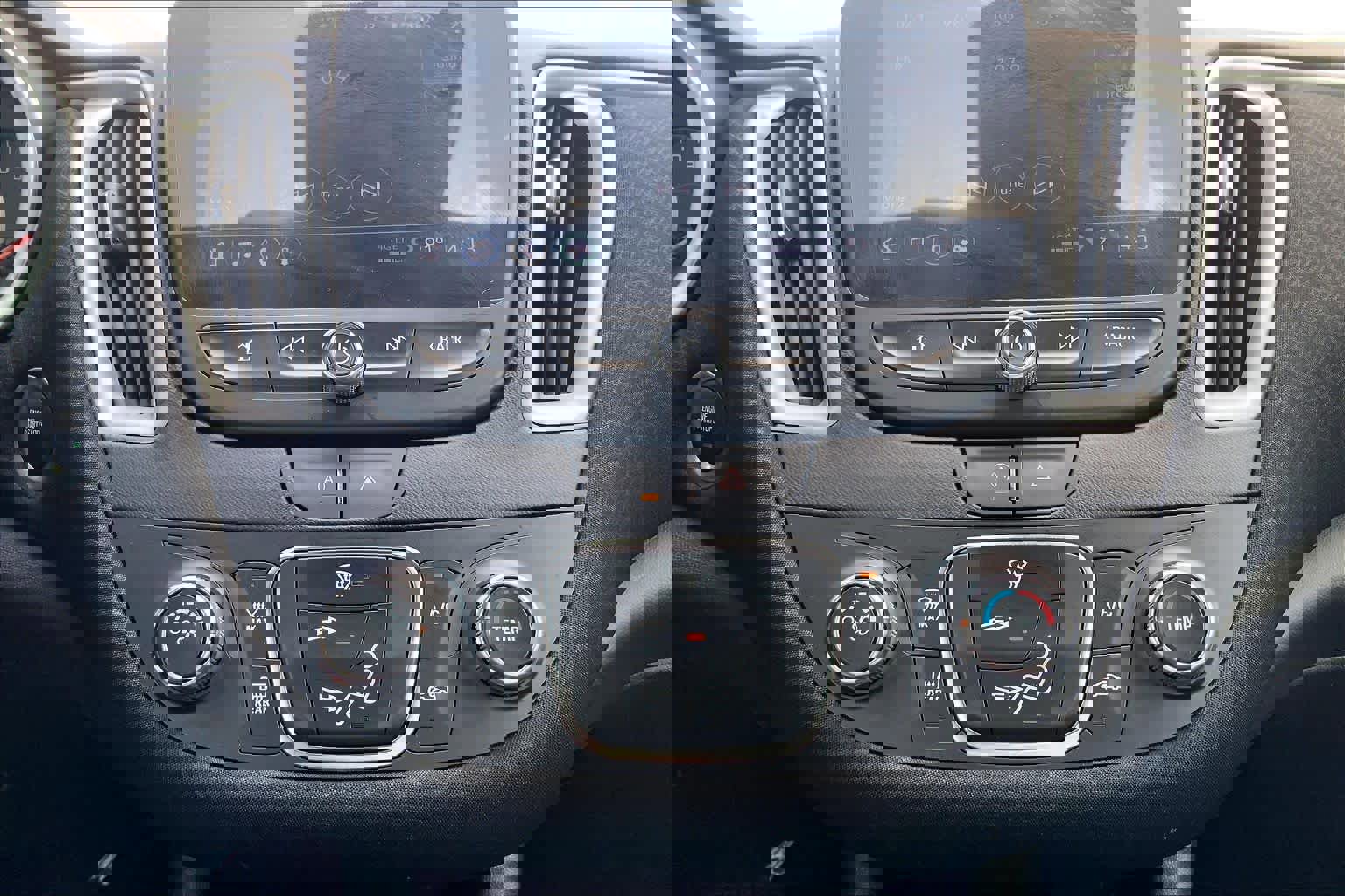 Used 2025 Chevrolet Malibu LS FWD image 28