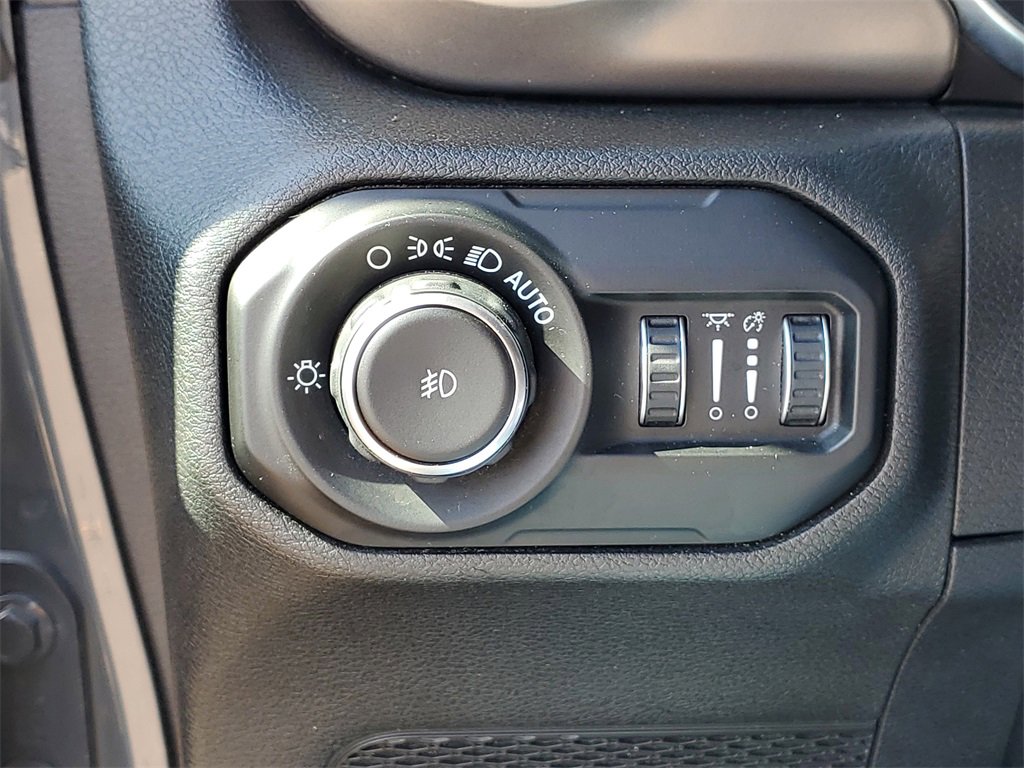 Used 2020 Jeep Wrangler Unlimited Sport image 15