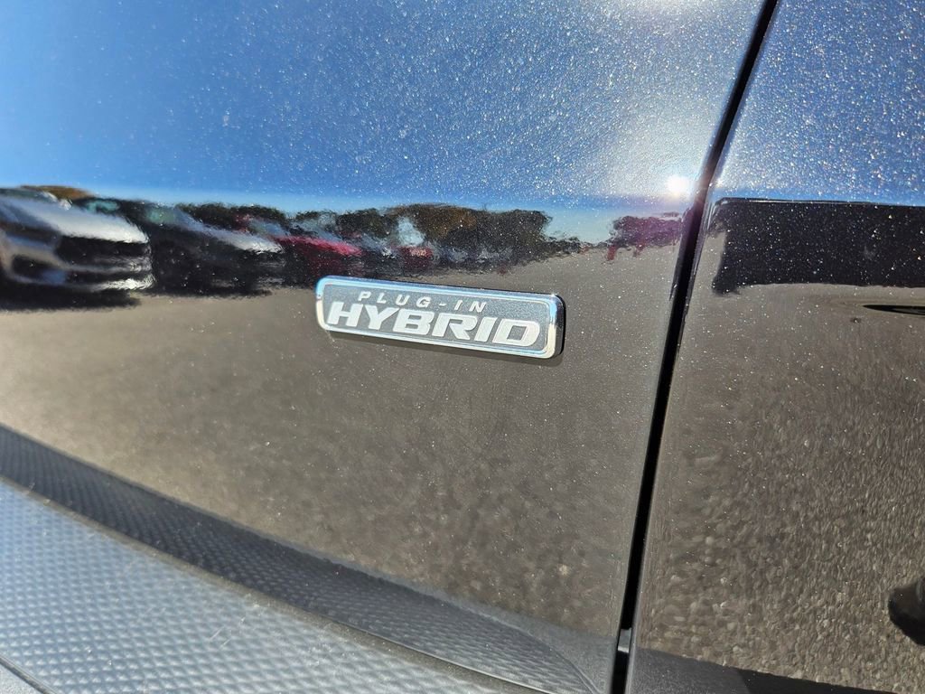 New 2026 Ford Escape SE w/ PHEV Premium Package image 38