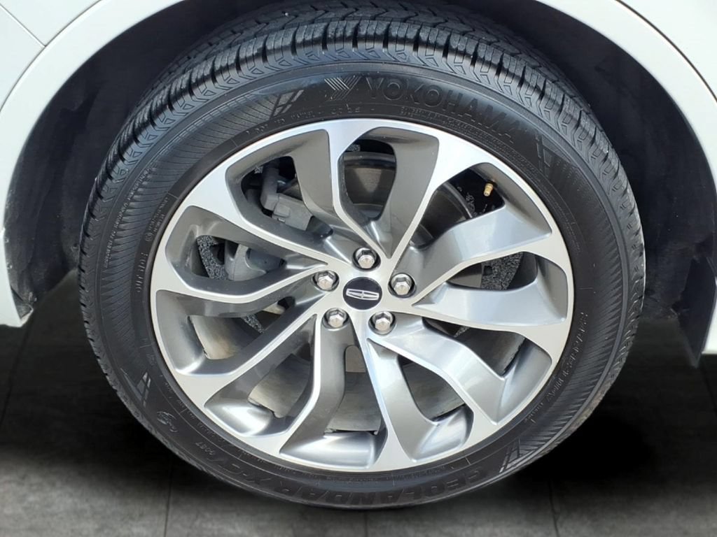 Used 2021 Lincoln Aviator Grand Touring w/ Elements Package Plus AWD/4WD image 9