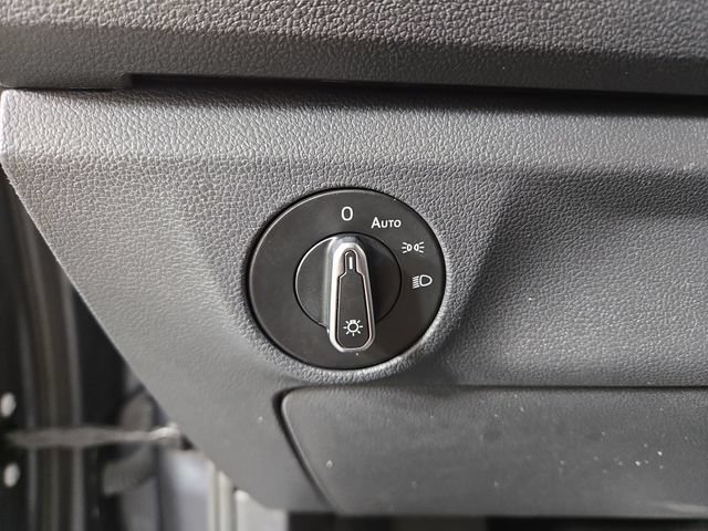 Used 2024 Volkswagen Jetta SE FWD image 26