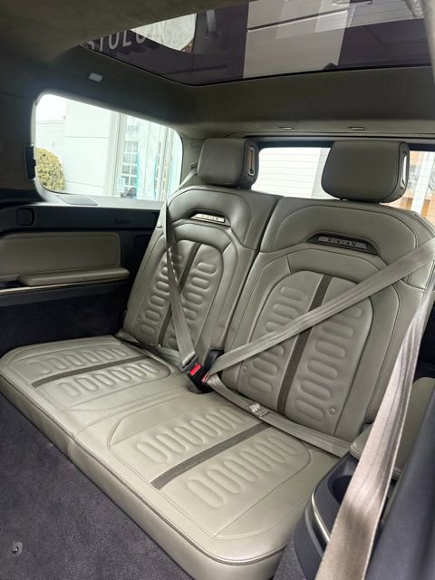 Used 2023 Rivian R1S Adventure image 21