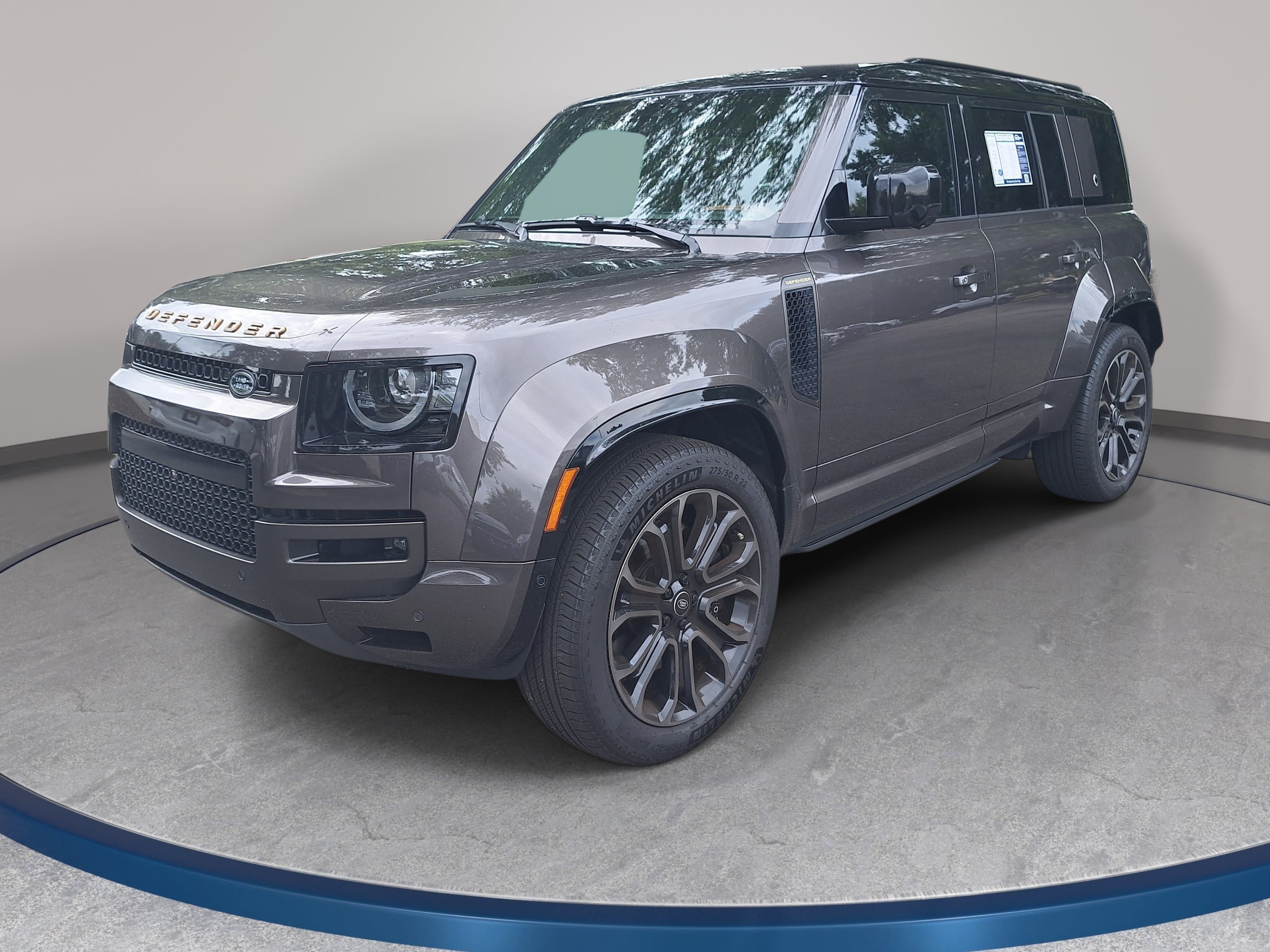 Used 2025 Land Rover Defender 110 AWD/4WD image 1
