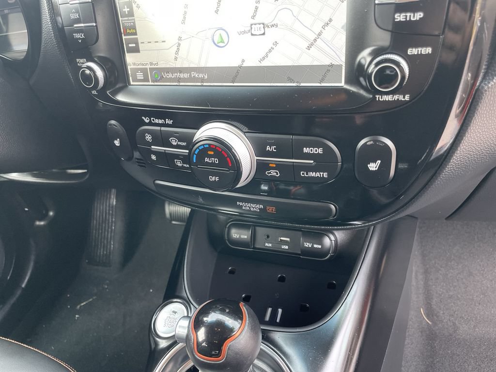 Used 2018 Kia Soul ! w/ Tech Package FWD image 27
