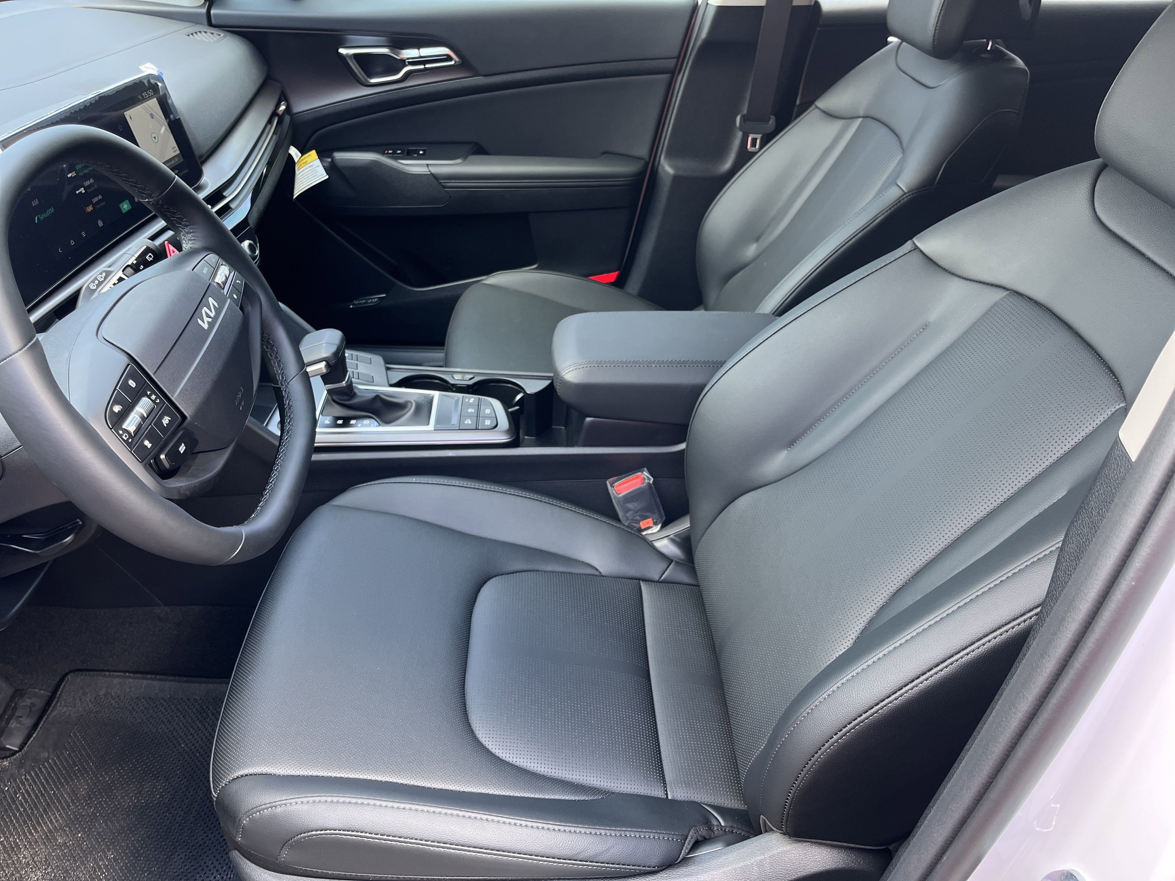 New 2026 Kia Sportage SX FWD image 21