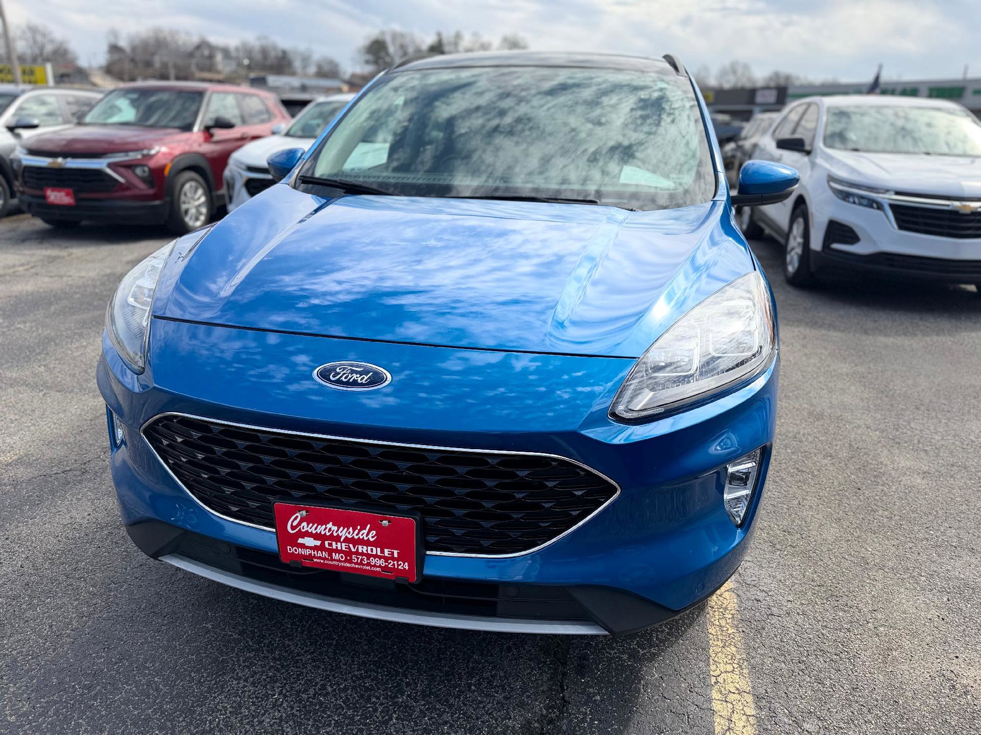 Used 2020 Ford Escape Titanium AWD/4WD image 8