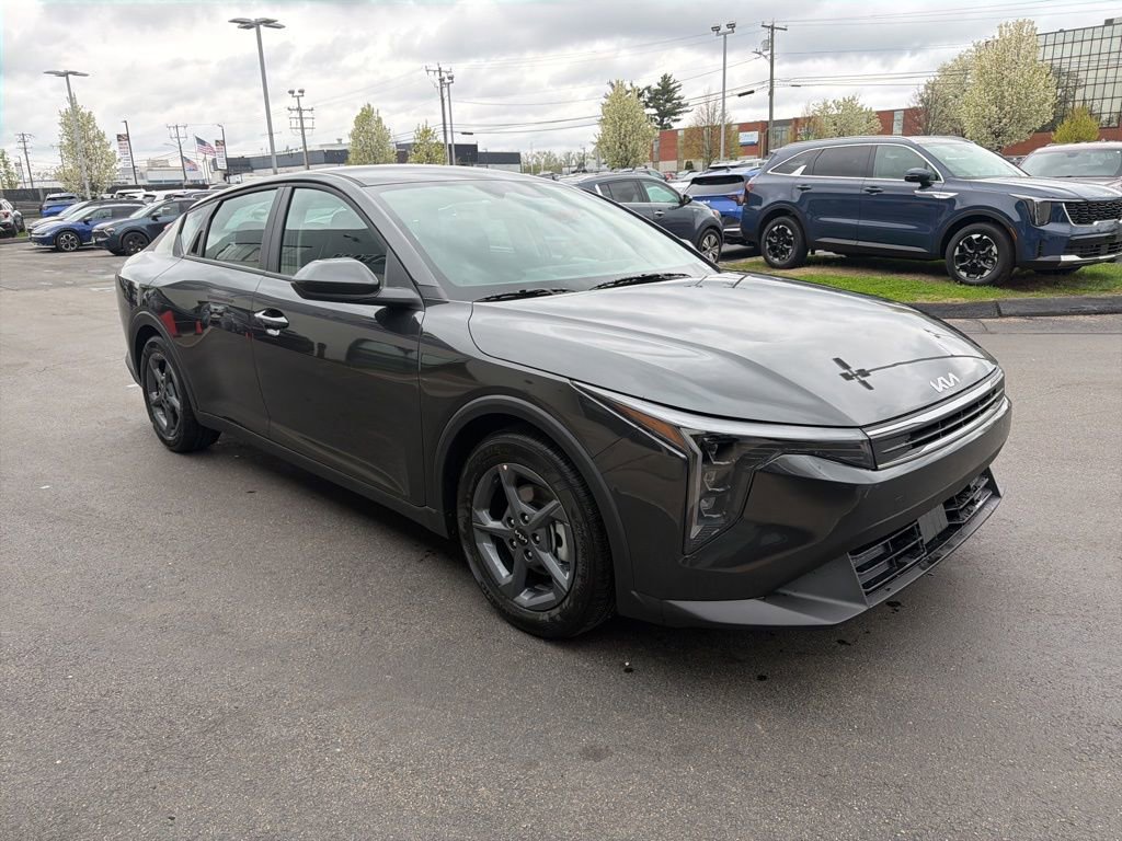 New 2026 Kia K4 LXS FWD image 4