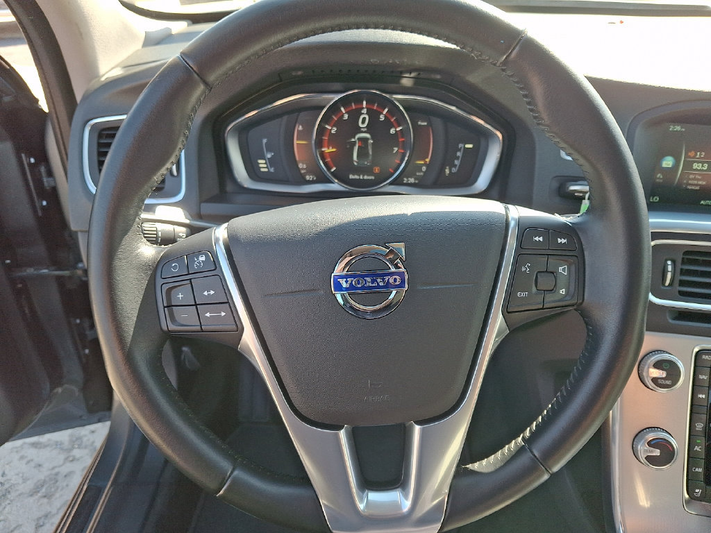 Used 2017 Volvo S60 T5 Cross Country Platinum AWD/4WD image 18