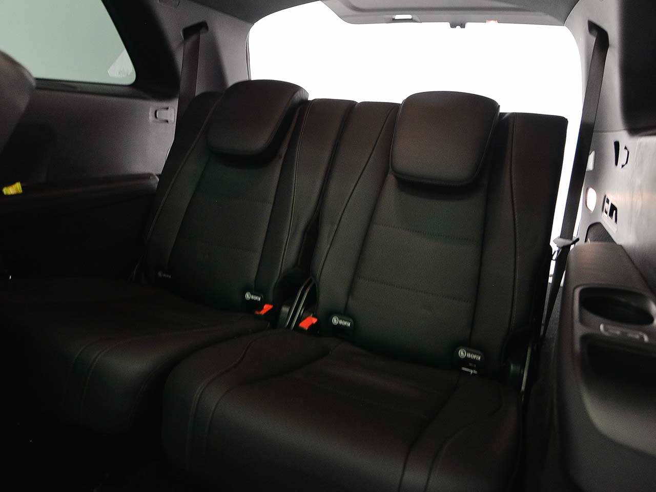 Used 2024 Mercedes-Benz GLS 450 4MATIC image 12