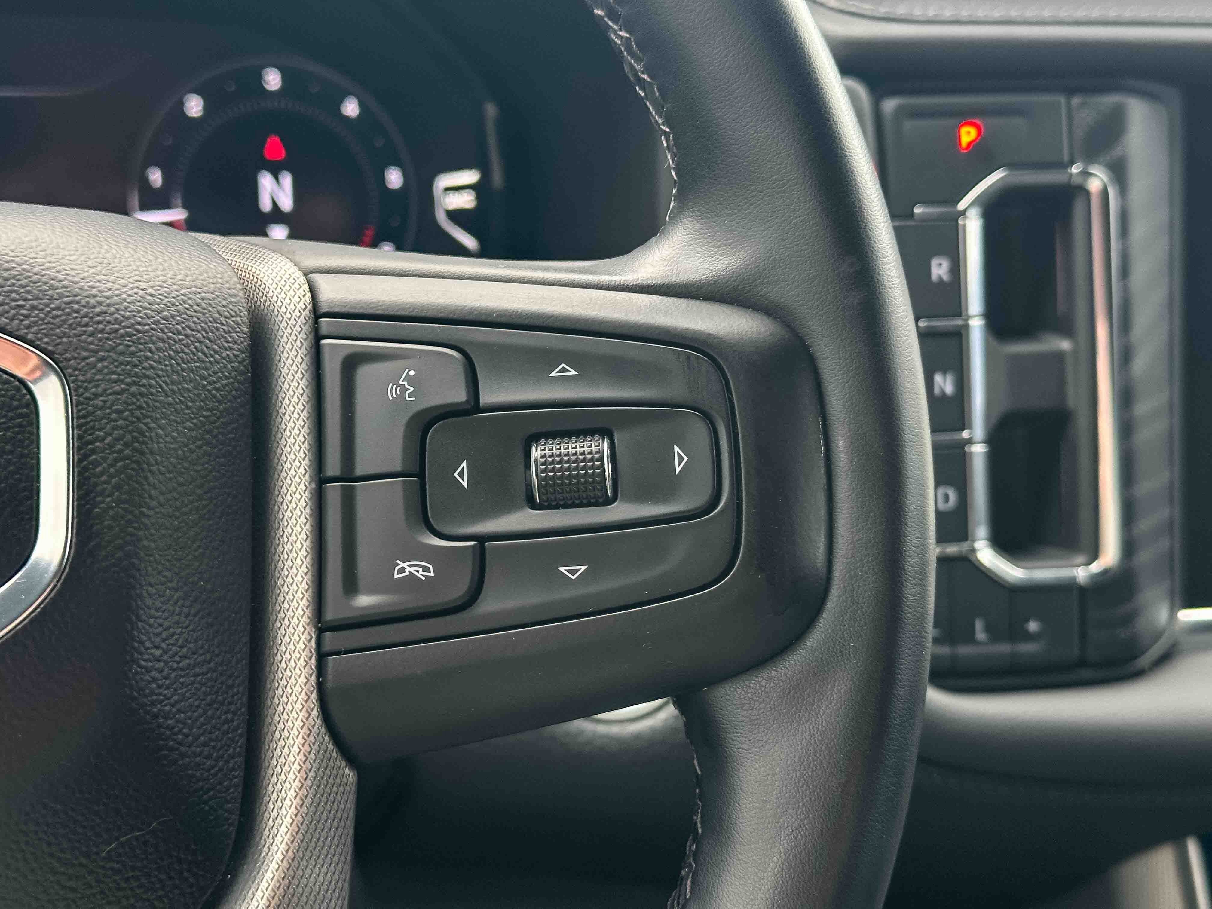 Used 2023 GMC Yukon Denali AWD/4WD image 66