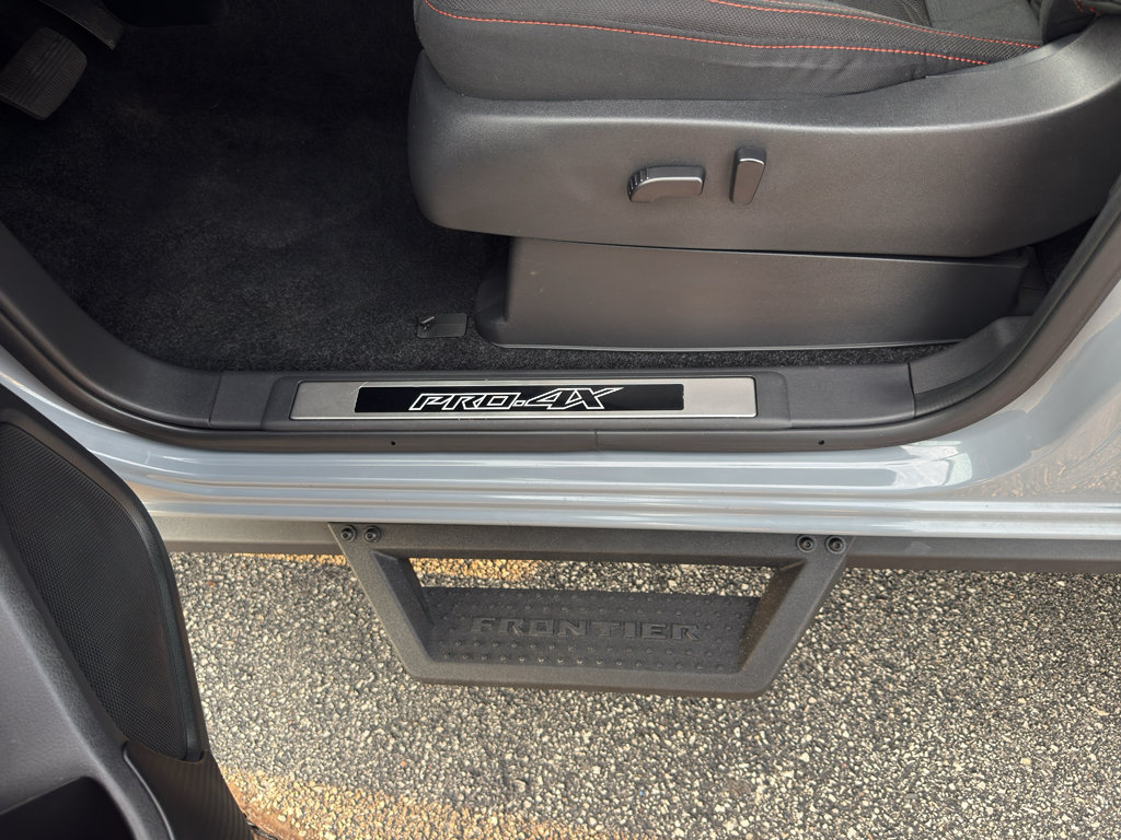Certified 2023 Nissan Frontier PRO-4X w/ Technology Package AWD/4WD image 16