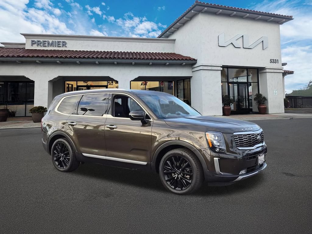 Used 2020 Kia Telluride SX w/ Towing Package FWD image 2