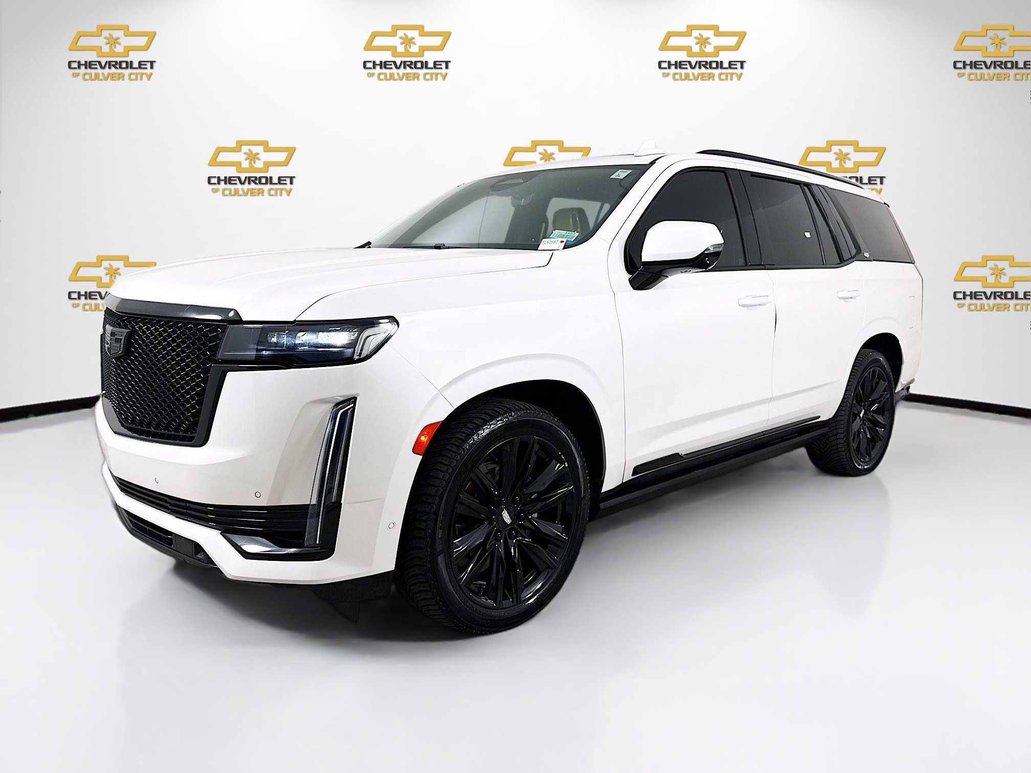 Used 2022 Cadillac Escalade Sport w/ Touring Package AWD/4WD image 4