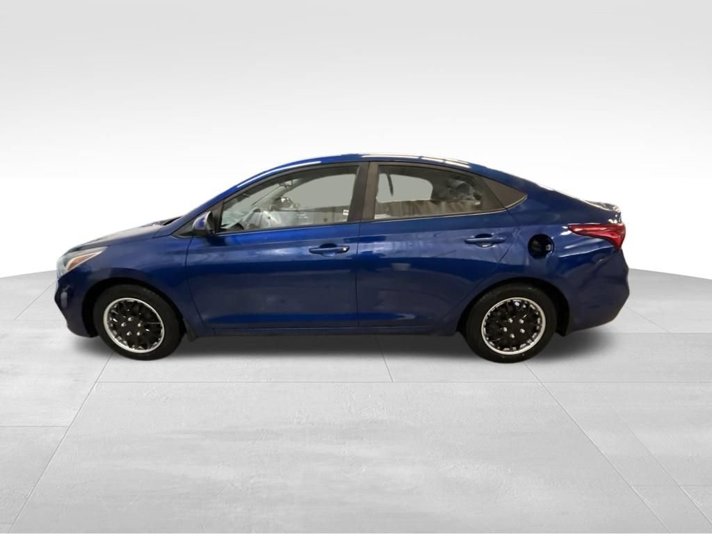 Used 2020 Hyundai Accent SE FWD image 2