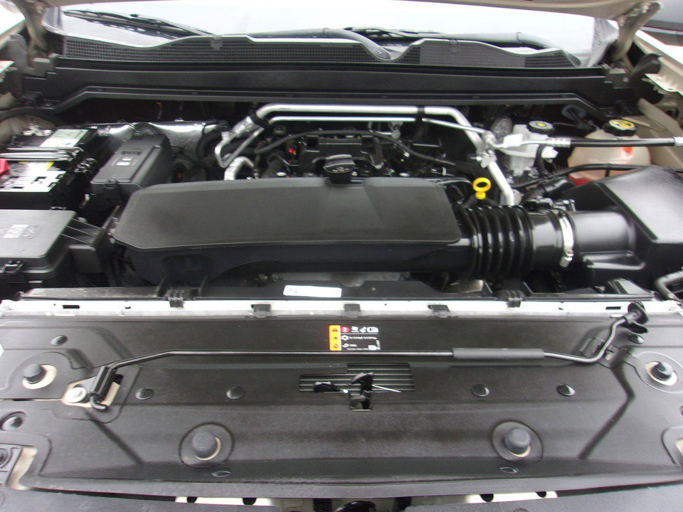 Used 2023 Chevrolet Colorado W/T image 23