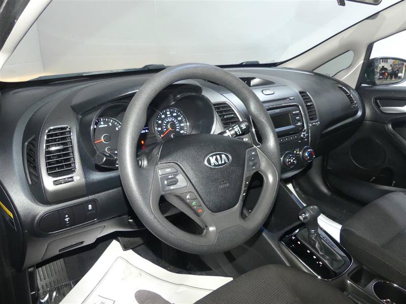 Used 2017 Kia Forte LX FWD image 21