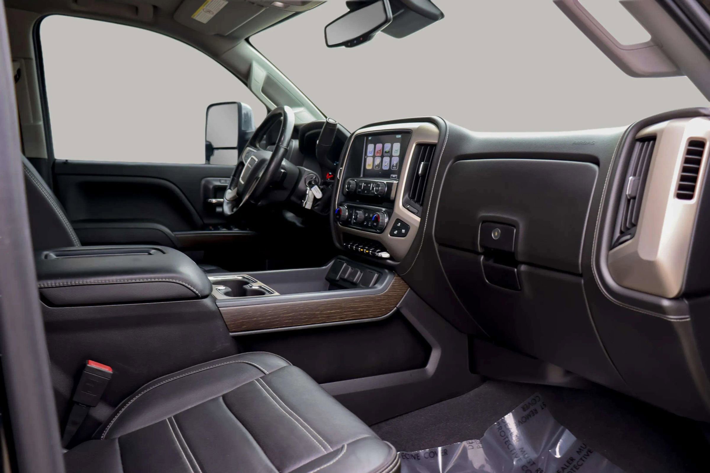 Used 2019 GMC Sierra 2500 Denali image 33