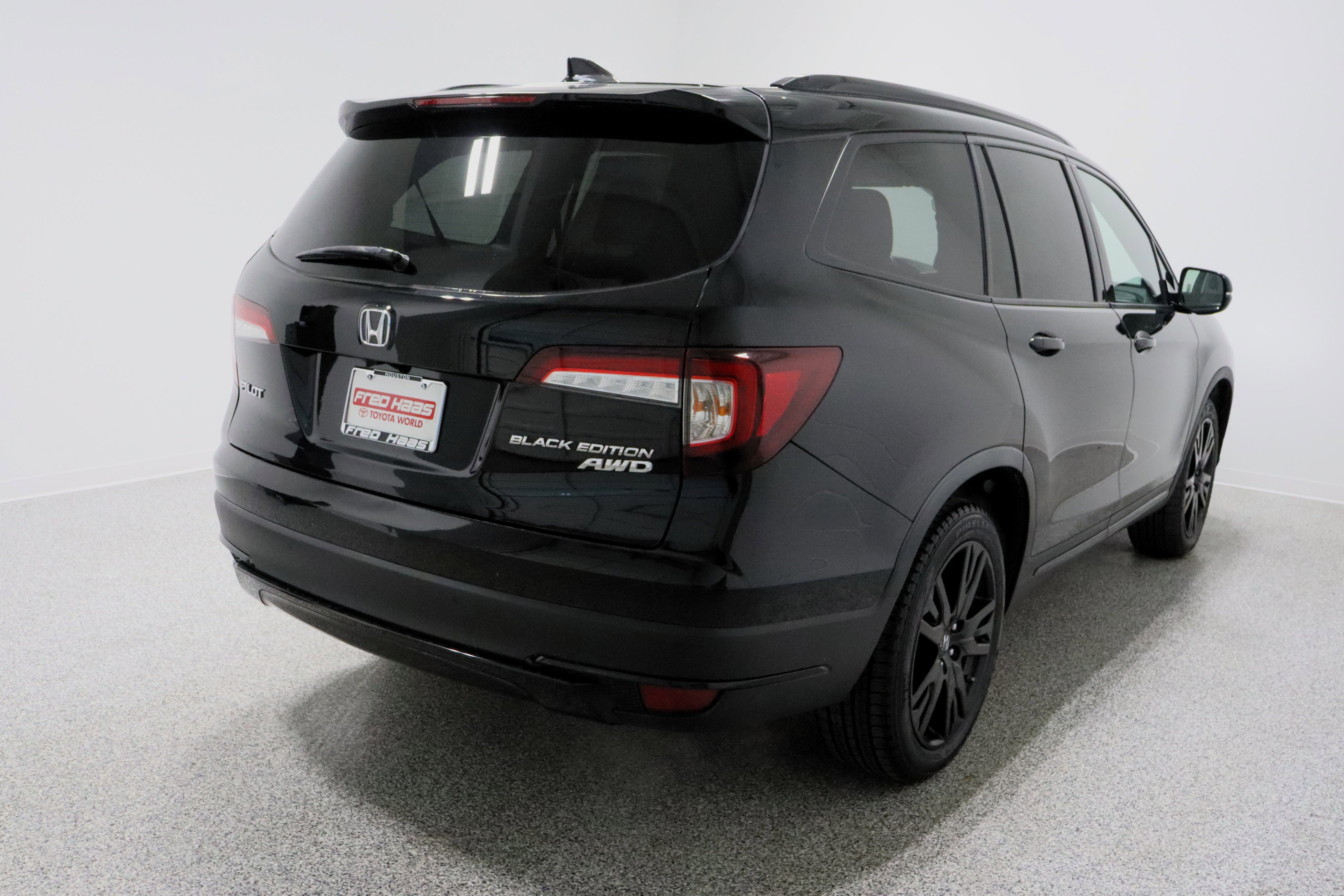 Used 2020 Honda Pilot Black Edition image 7