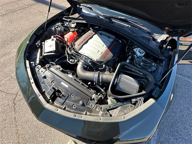 Used 2020 Chevrolet Camaro LT image 29