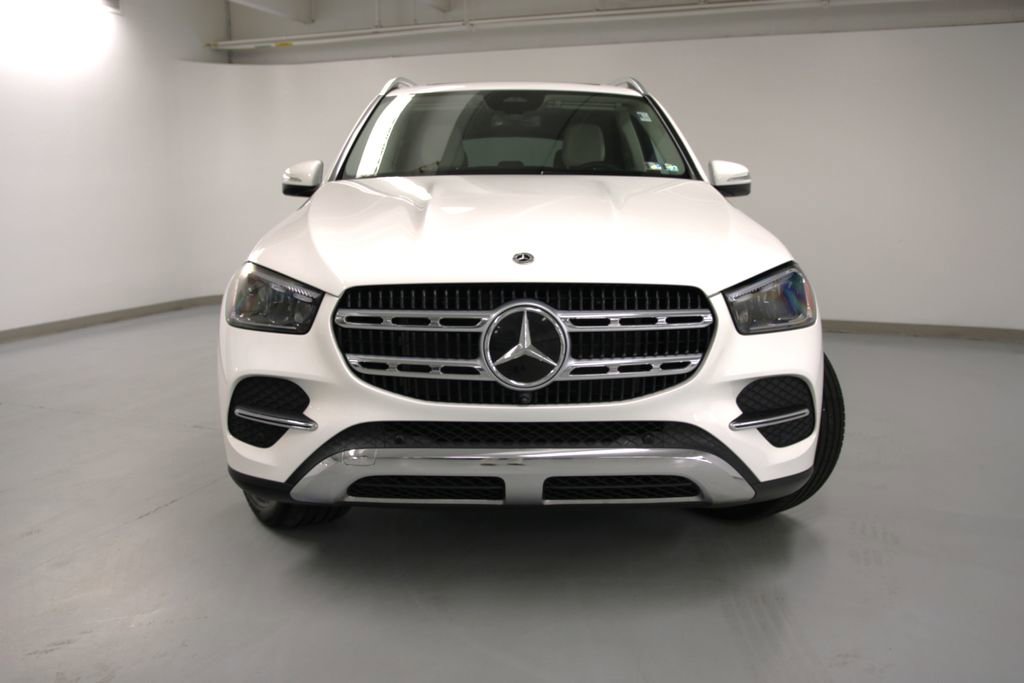 Certified 2025 Mercedes-Benz GLE 450e 4MATIC image 3