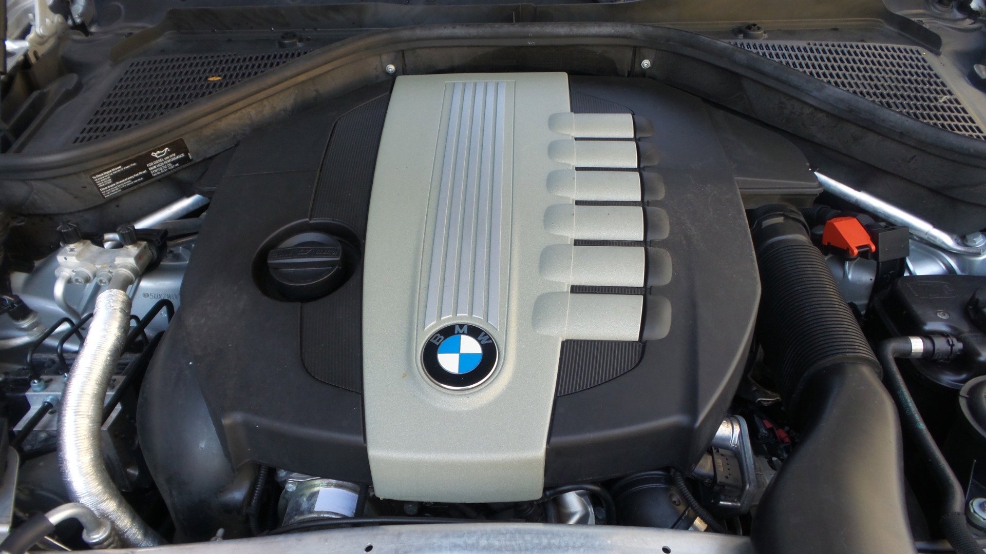 Used 2012 BMW X5 xDrive35d image 95