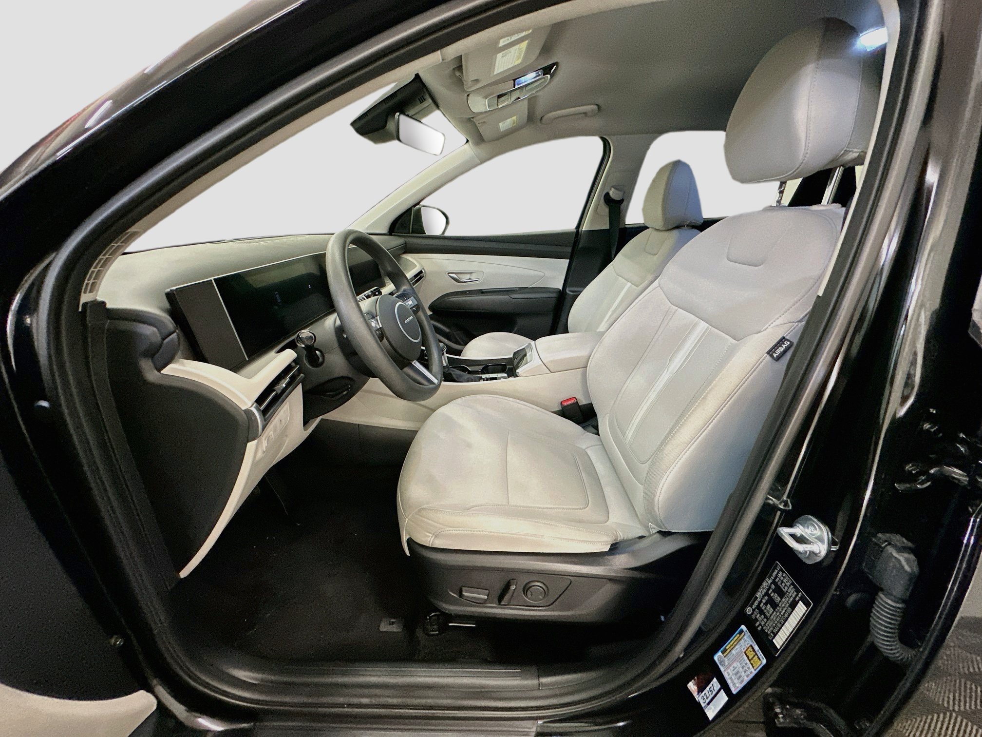 Used 2026 Hyundai Tucson SEL Plus AWD/4WD image 13
