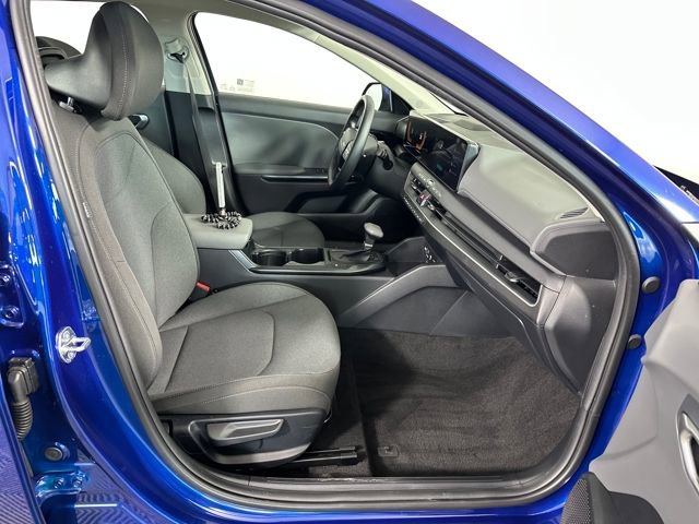 Used 2025 Kia K4 LXS image 28