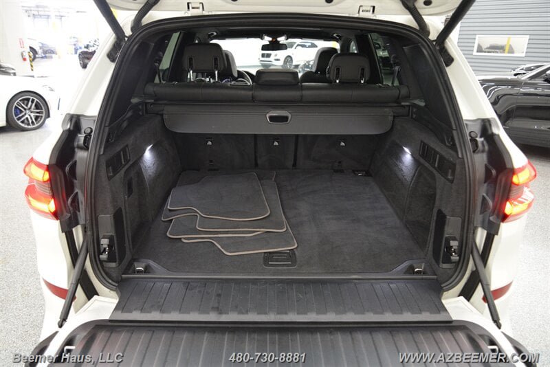 Used 2020 BMW X5 sDrive40i w/ M Sport Package RWD image 46