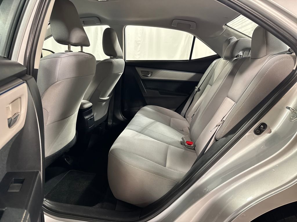 Used 2014 Toyota Corolla LE FWD image 5