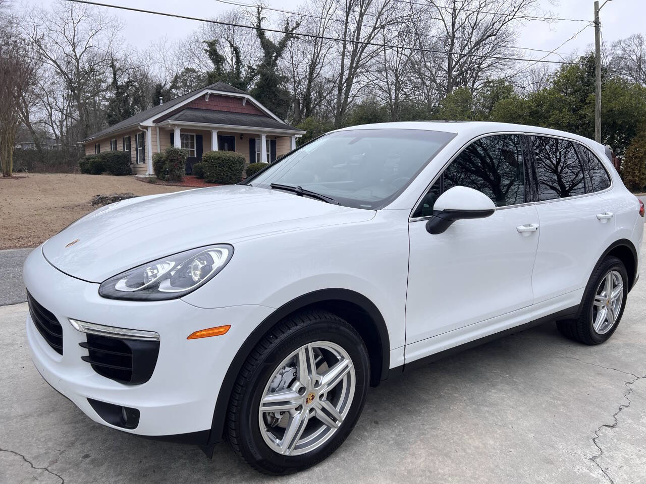Used 2016 Porsche Cayenne S w/ Premium Package image 7