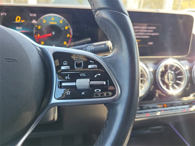 Used 2023 Mercedes-Benz GLA 250 4MATIC image 16