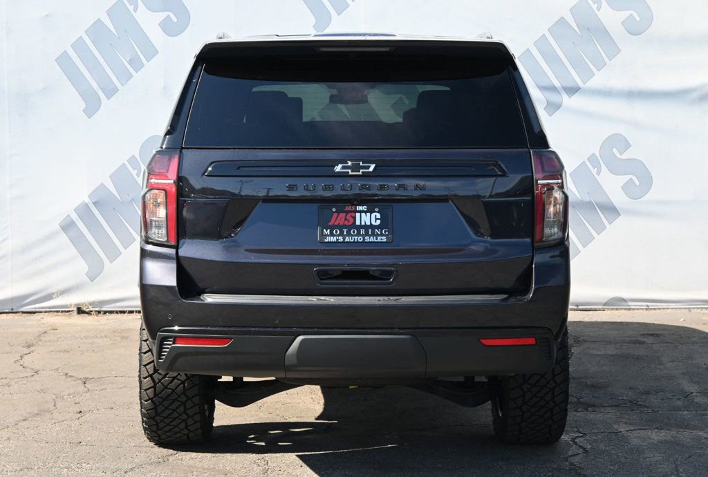 Used 2024 Chevrolet Suburban Z71 w/ Luxury Package image 5
