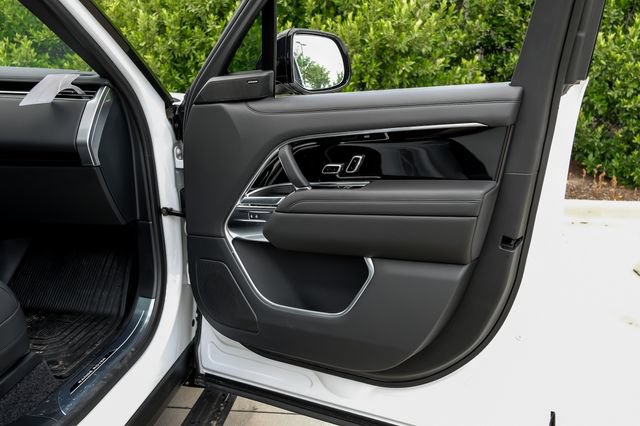 New 2026 Land Rover Range Rover SE AWD/4WD image 57