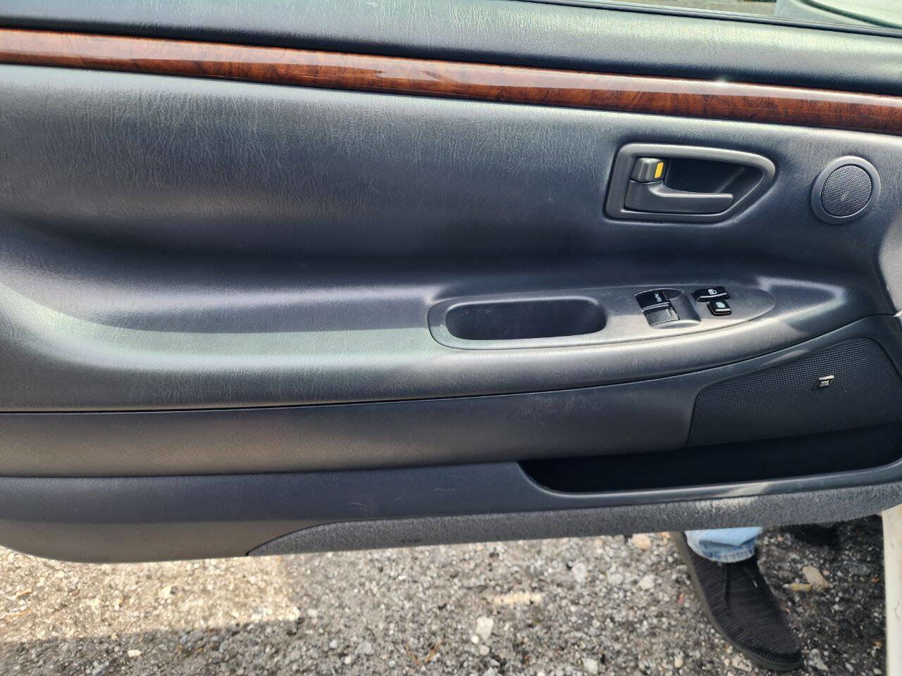 Used 2001 Toyota Solara SE image 10