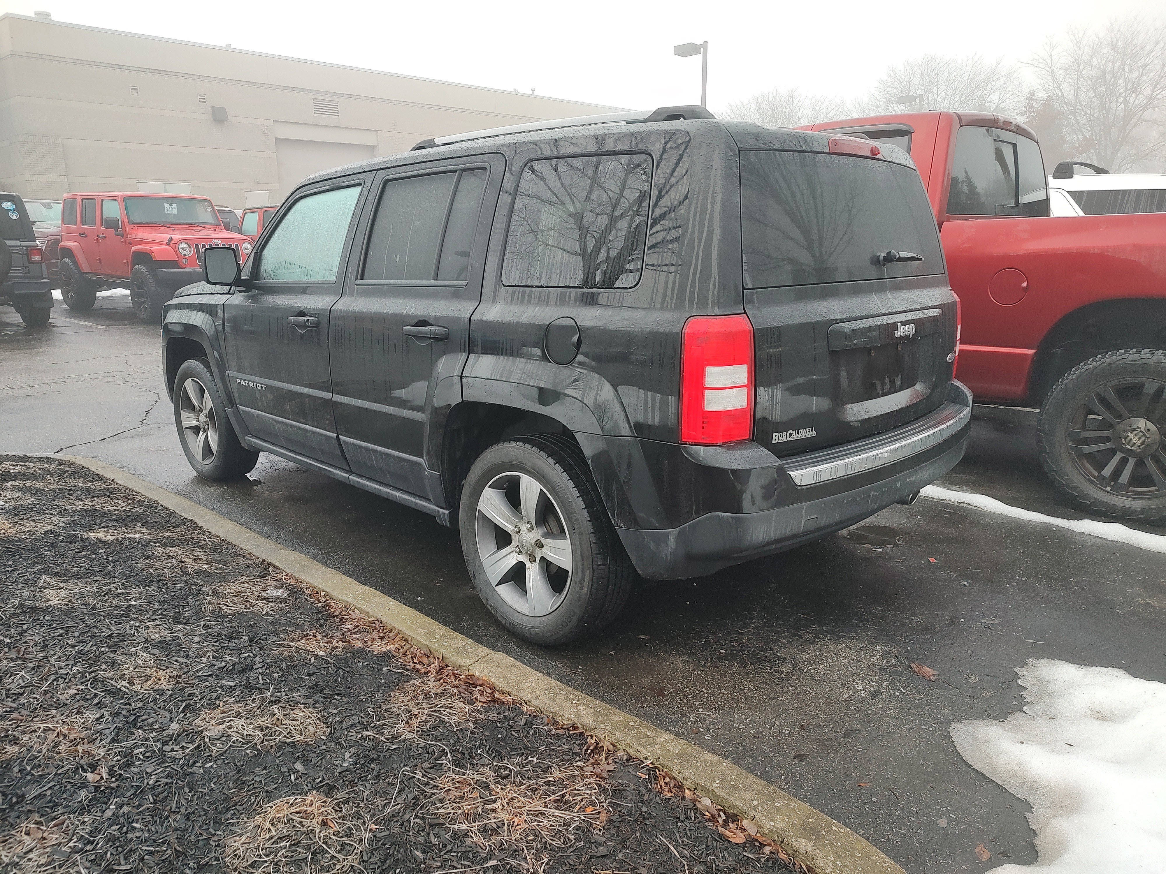 Used 2017 Jeep Patriot High Altitude image 2