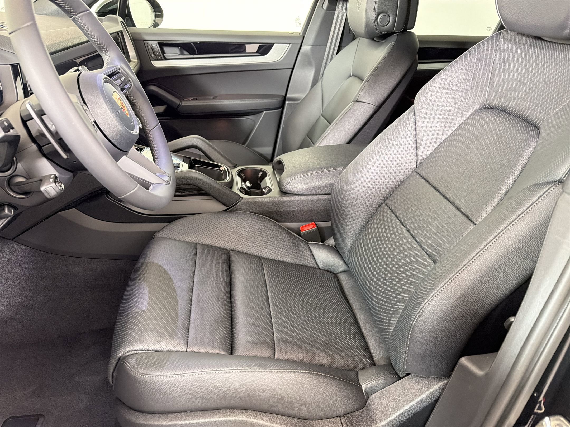 New 2026 Porsche Cayenne image 5