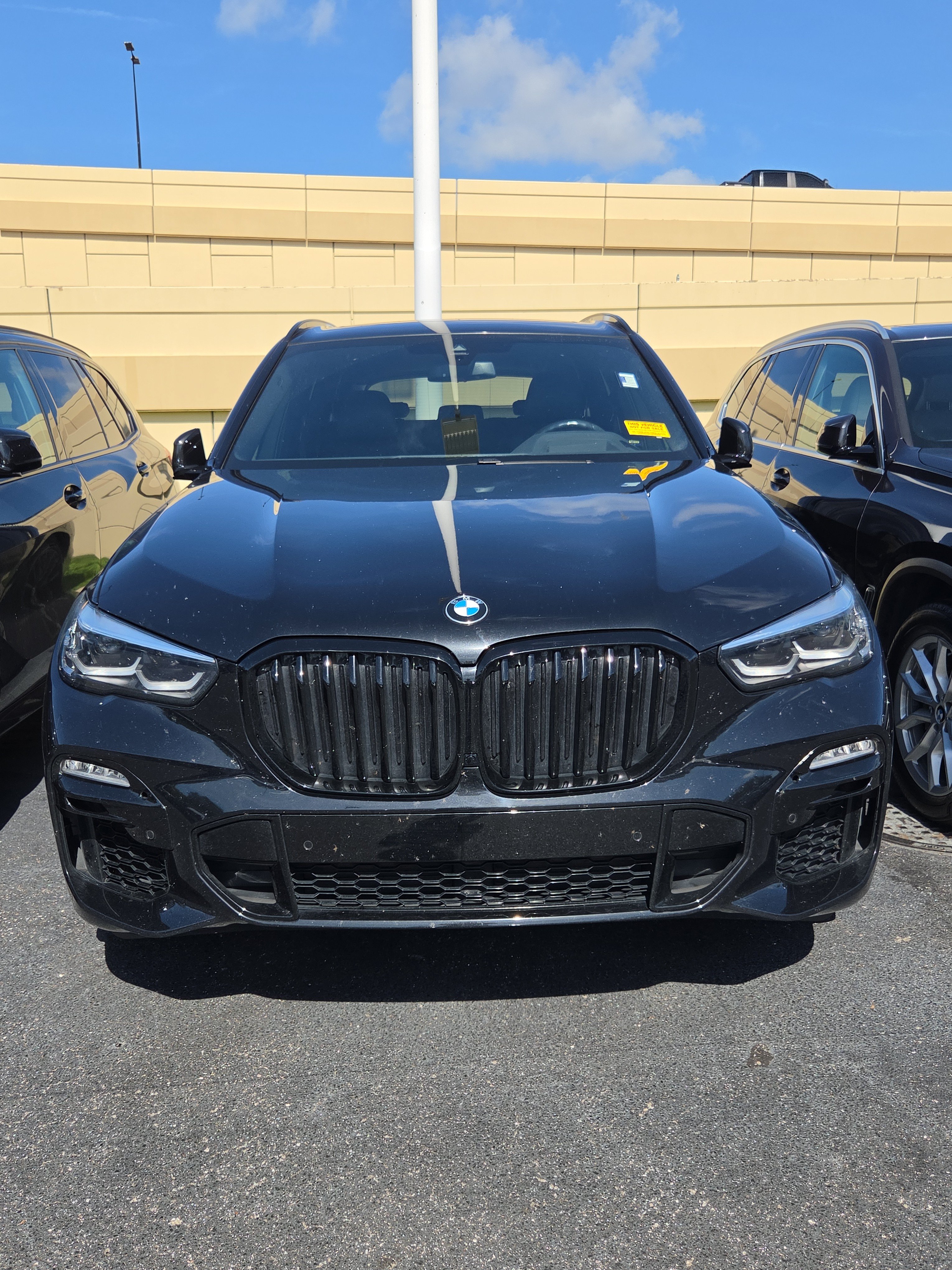 Used 2021 BMW X5 sDrive40i w/ M Sport Package RWD image 2