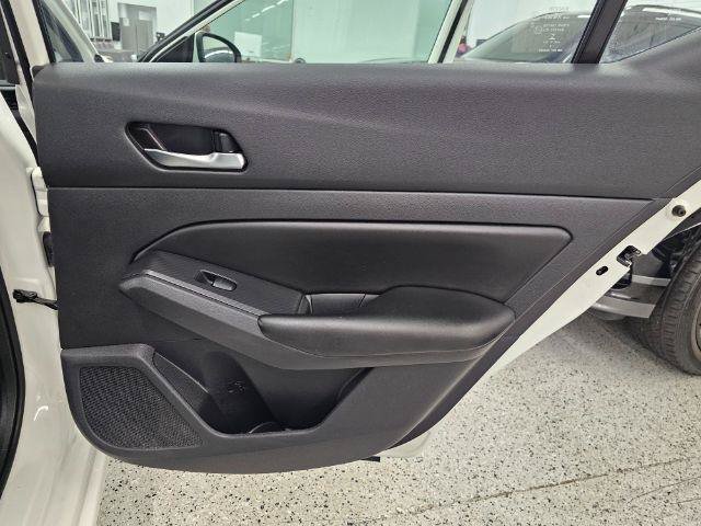 Used 2022 Nissan Altima 2.5 S FWD image 33
