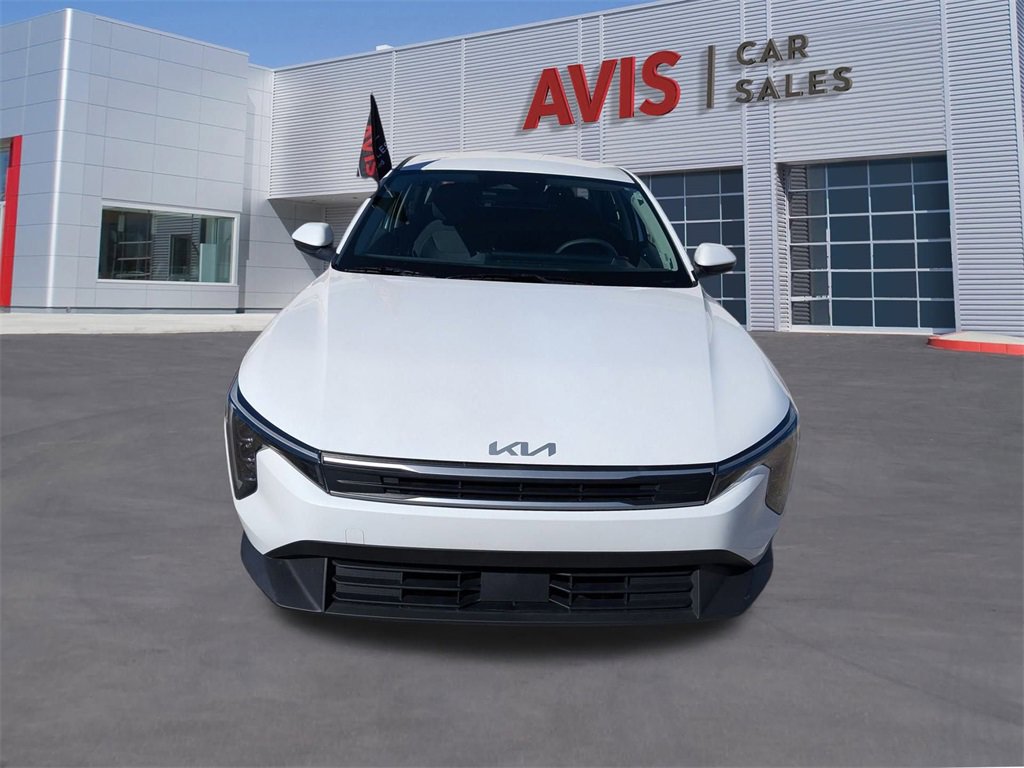 Used 2025 Kia K4 LXS image 2