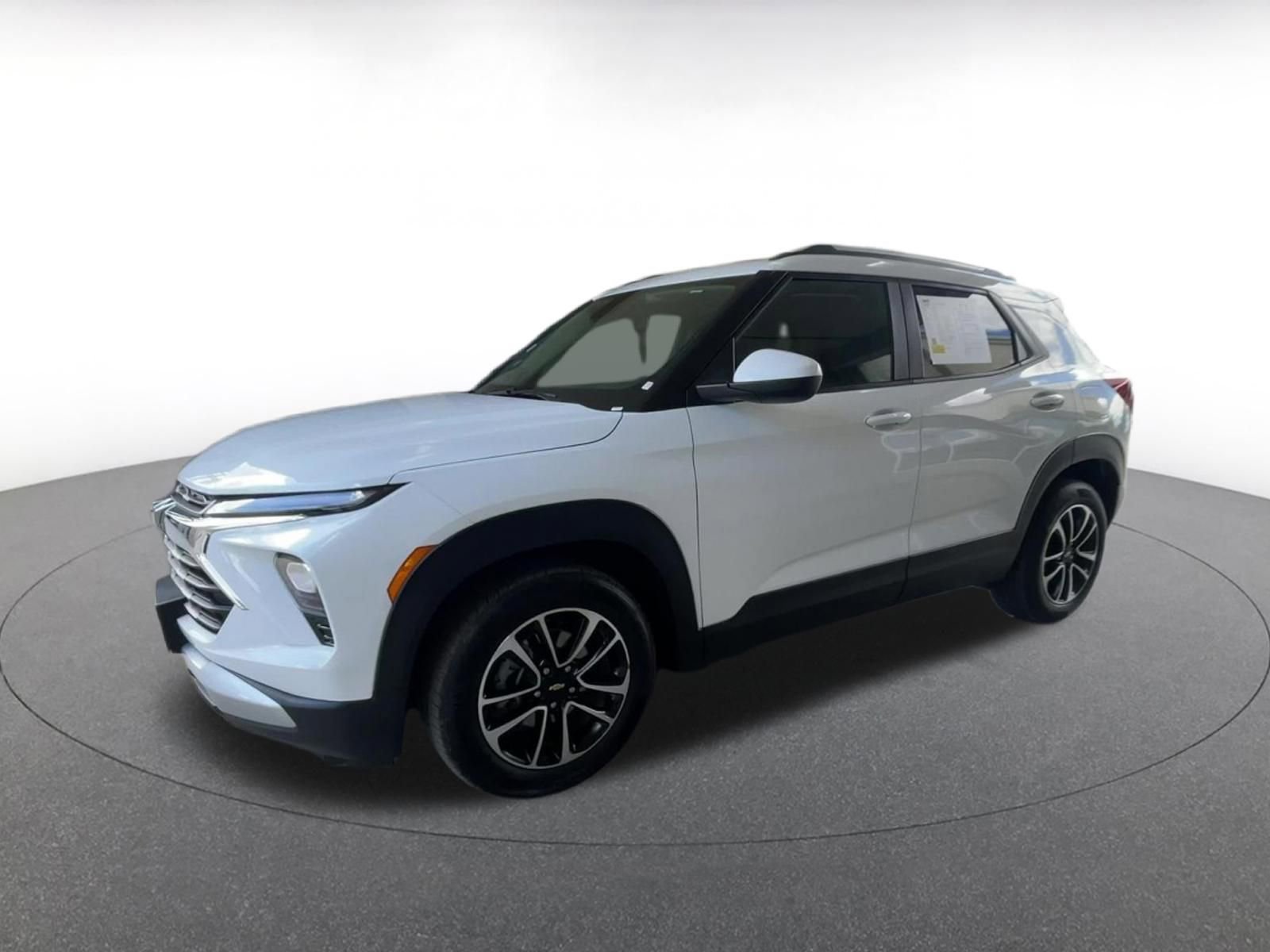 Used 2025 Chevrolet TrailBlazer LT image 8