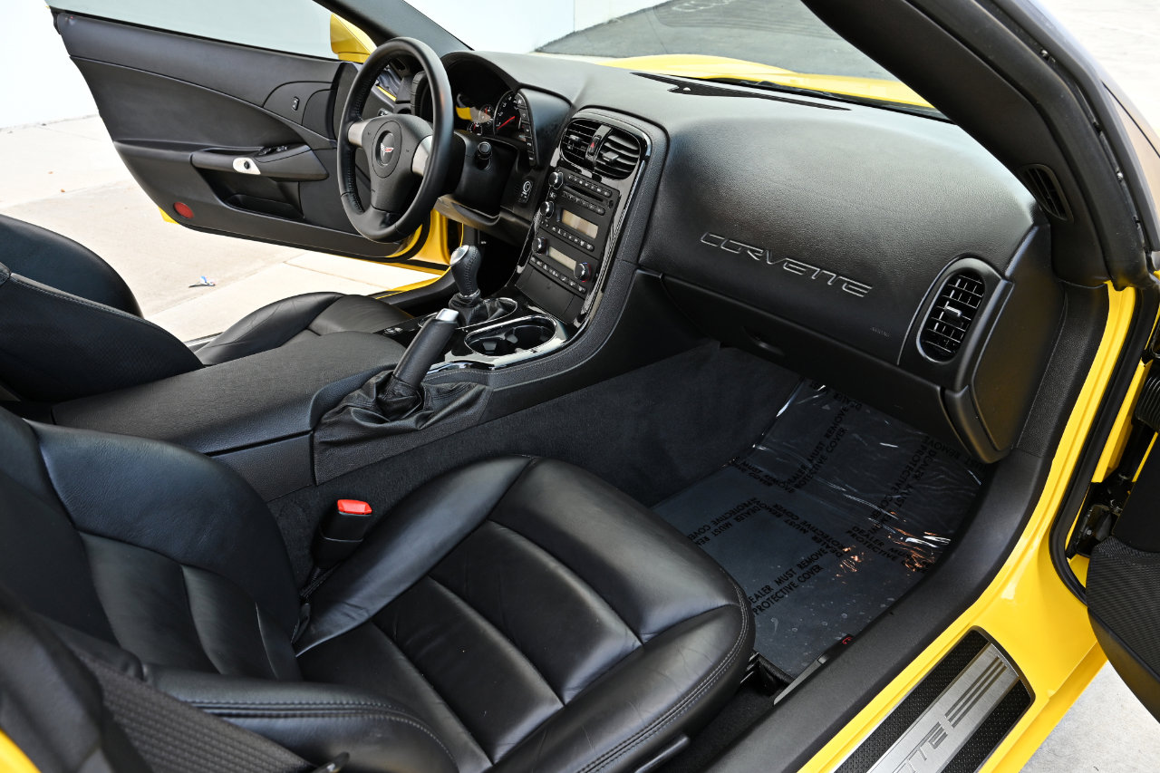 Used 2008 Chevrolet Corvette Coupe image 14