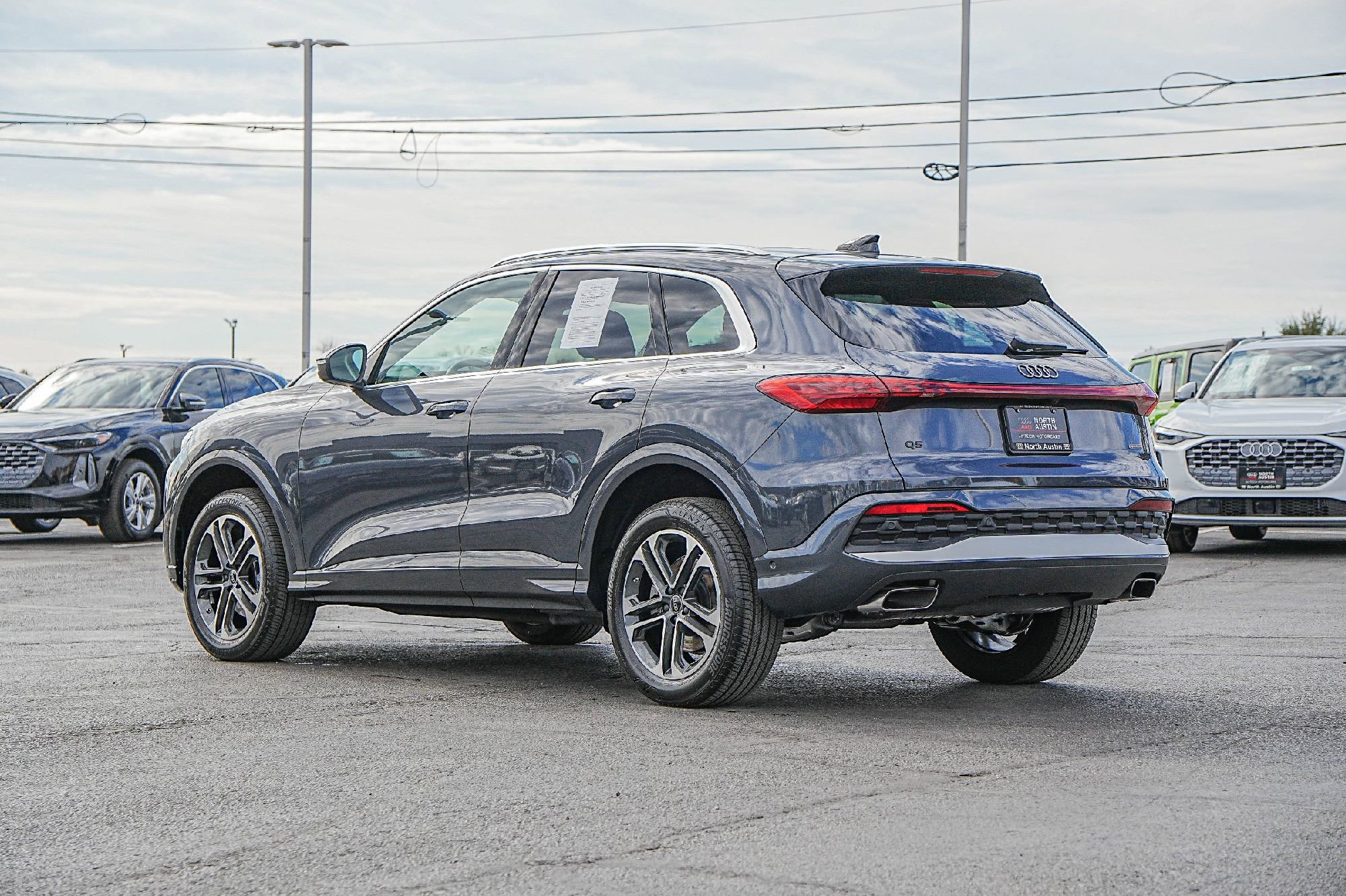 Certified 2025 Audi Q5 Premium w/ Convenience Package image 6