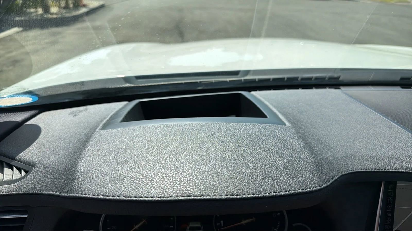 Used 2015 BMW 740Li image 24