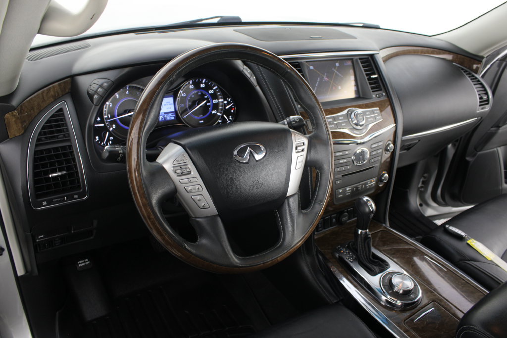 Used 2017 INFINITI QX80 4WD image 8