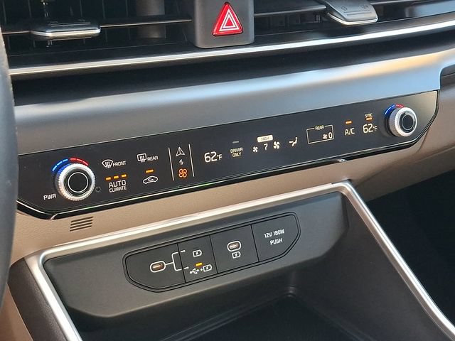 Certified 2026 Kia Carnival LXS FWD image 16
