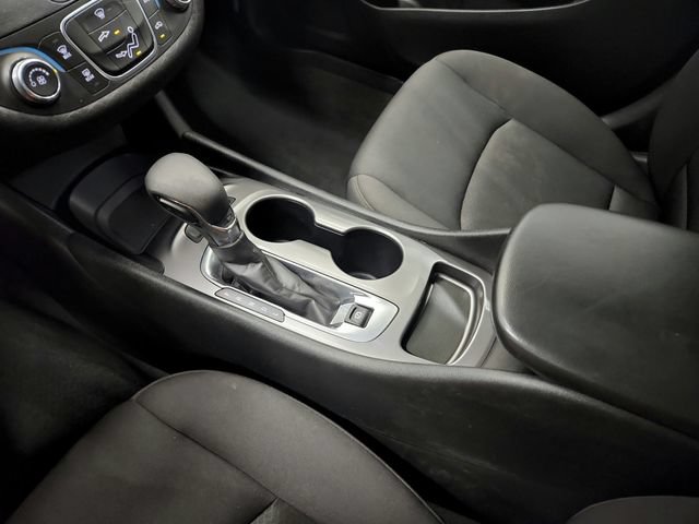 Used 2024 Chevrolet Malibu LS w/ Driver Confidence Package FWD image 32