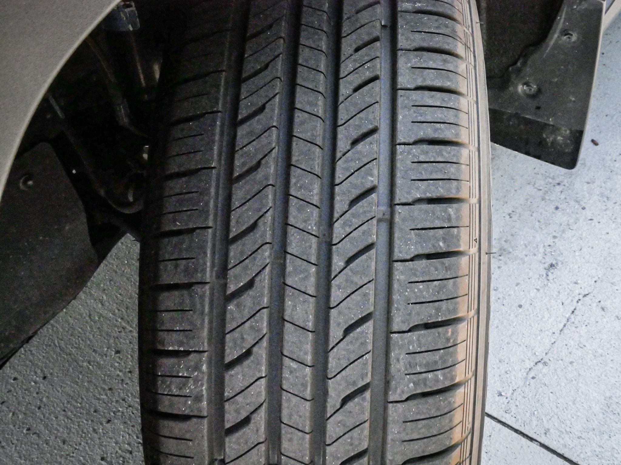 Used 2024 Toyota RAV4 XLE FWD image 12